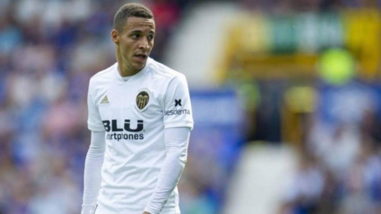 Rodrigo Moreno: El delantero español suena para llegar a reforzar la zona ofensiva del PSG luego de sus buenas campañas con el Valencia.