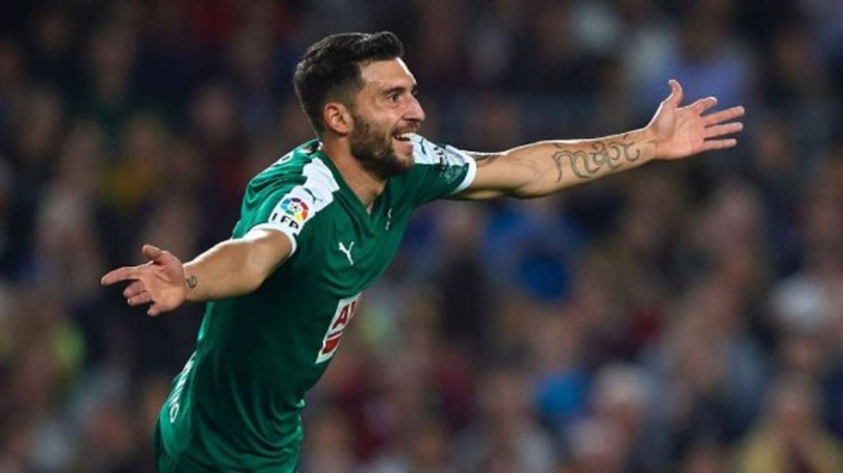 Borja Bastón puede llegar al Valencia de España.