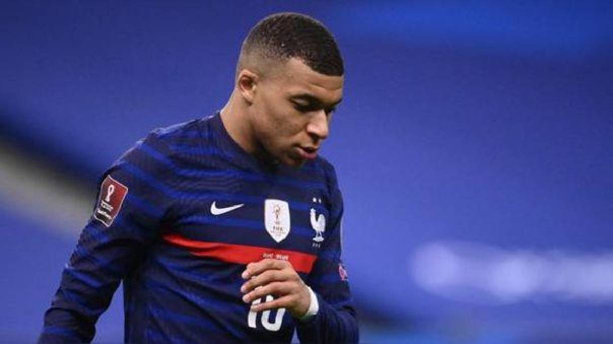 Además, después de que no quiso ir al Real Madrid se ha ganado el “odio” de muchos aficionados.