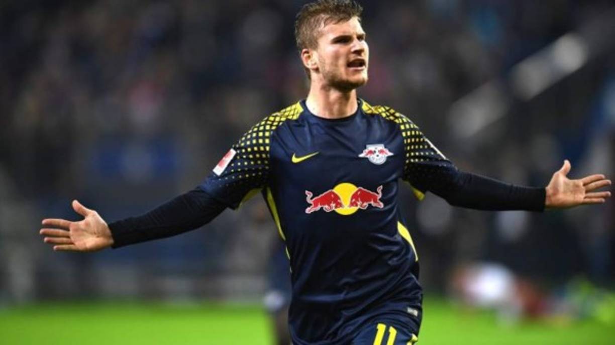 Timo Werner: Es el favorito para llegar al Bayern Múnich este verano. Pese a que el delantero de 22 años tiene contrato con el RB Leipzig, en Múnich están dispuestos a pagar su cláusula de rescisión.