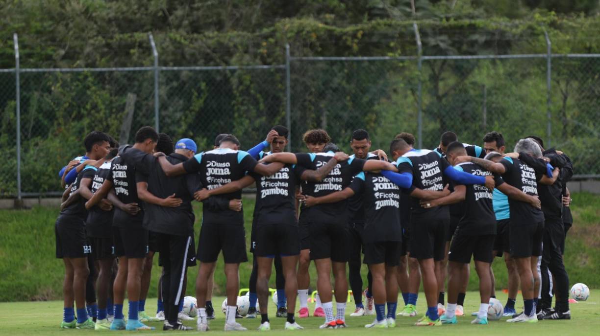Esta es la segunda baja de la Selección de Honduras previo al duelo ante México. La primera fue la de Romell Quioto, quien no atendió al llamado de la Selección cuando se le pidió y Rueda tomó la decisión de bajarlo de la lista.
