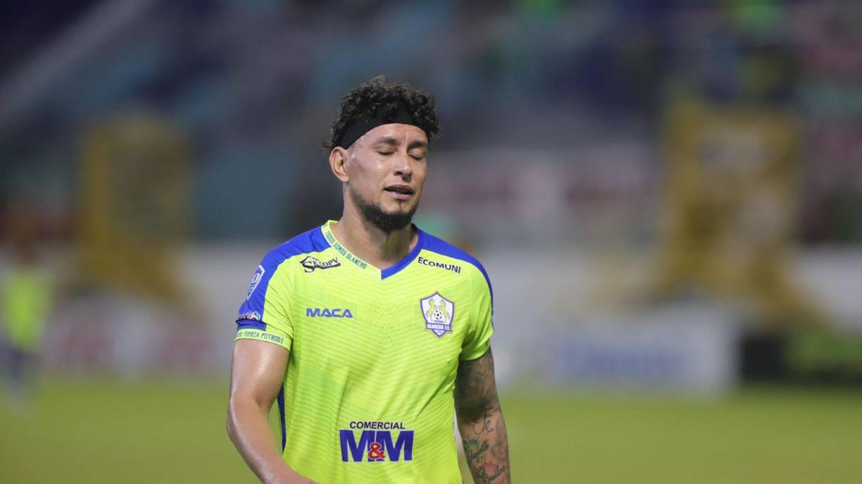 La tristeza y decepción de los jugadores del conjunto olanchano tras la derrota. 