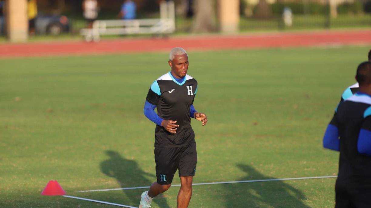 Mediocentro: Deiby Flores.