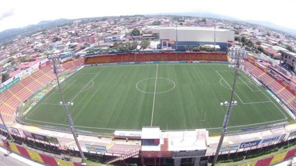 Estadio Rosabal Cordero es la casa del Herediano de la primera división de Costa Rica. Fue demolido recientemente y ahora está en etapa de remodelación.