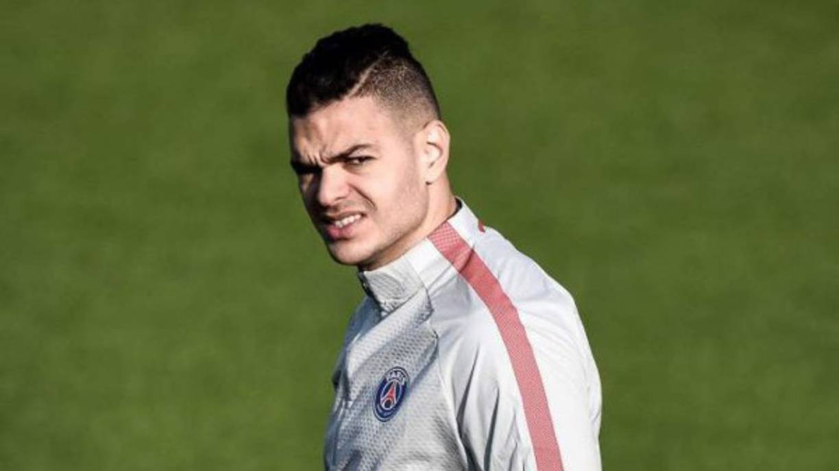 Según L'Equipe, los agentes de Ben Arfa están en Madrid para negociar su fichaje por el Rayo Vallecano. El internacional francés está sin contrato y no ha jugado ningún minuto con el PSG esta temporada.