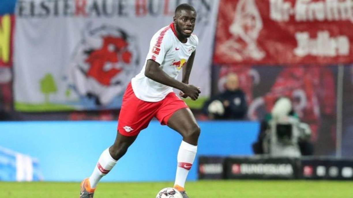 El defensa francés Dayot Upamecano es el central elegido por el Bayern Múnich para ser el reemplazante de Jérome Boateng. La intención sería adquirirlo en verano.