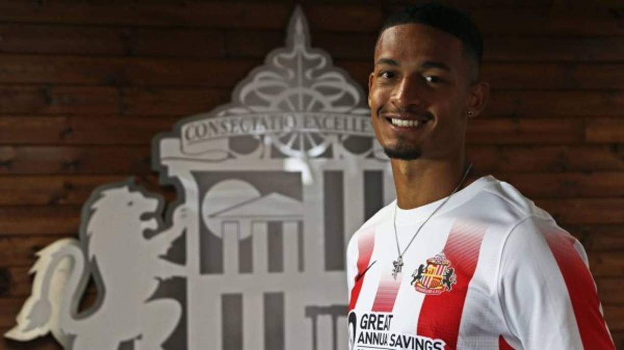 El Sunderland obtiene la cesión del central danés Frederik Alves, llega por una temporada y procedente del West Ham. Foto Twitter Sunderland.