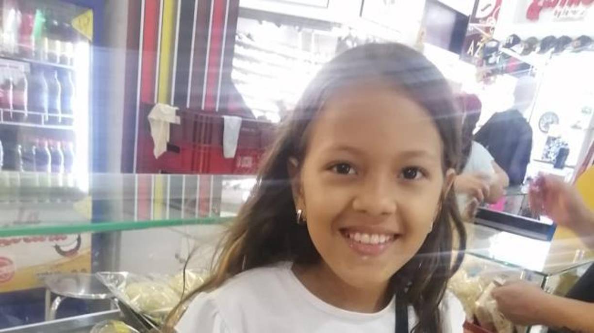 <b>Katherine Delgado</b> reveló en la entrevista que las cámaras de seguridad cercanas no muestran a la niña alejándose mucho más allá de la casa de su abuela. 