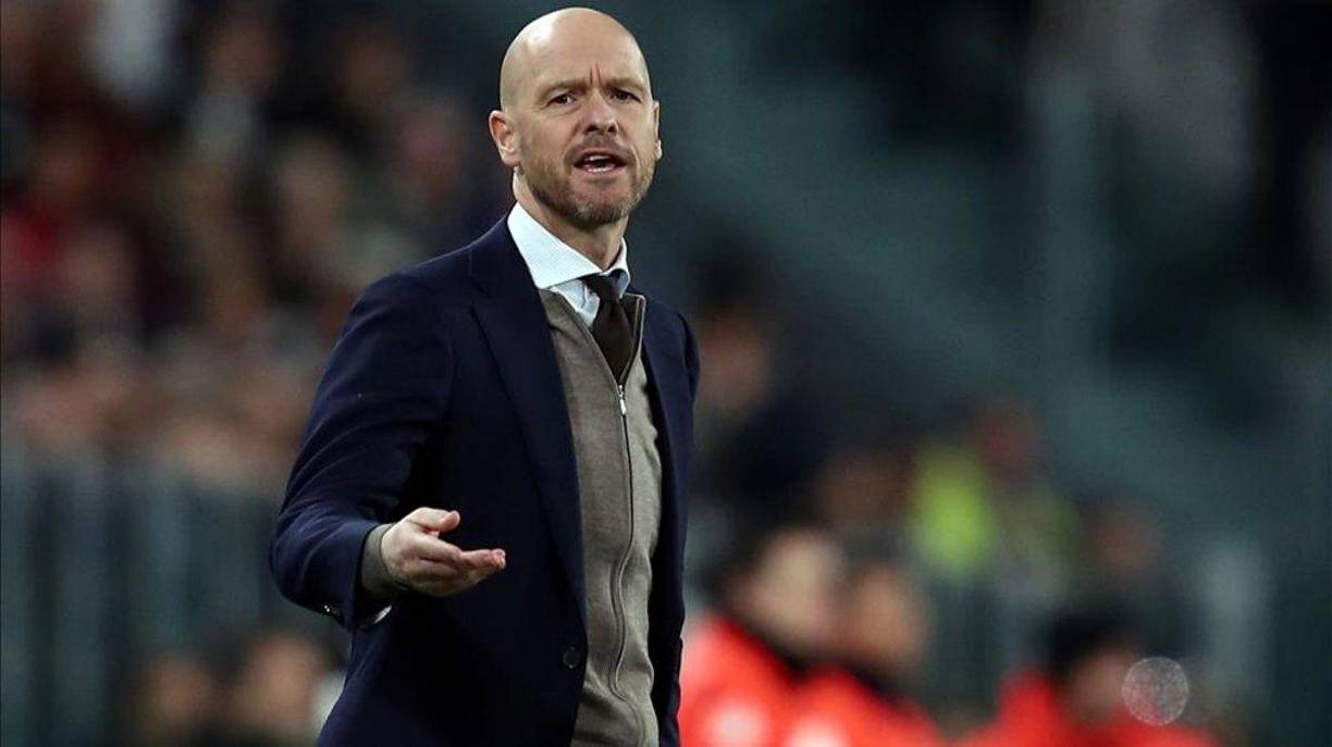 Erik Ten Hag se ha convertido en uno de los entrenadores más seguidos de Europa y en el Ajax esperan renovar su contrato. Se menciona que el Manchester City lo ve como el sustituto en un futuro de Pep Guardiola.