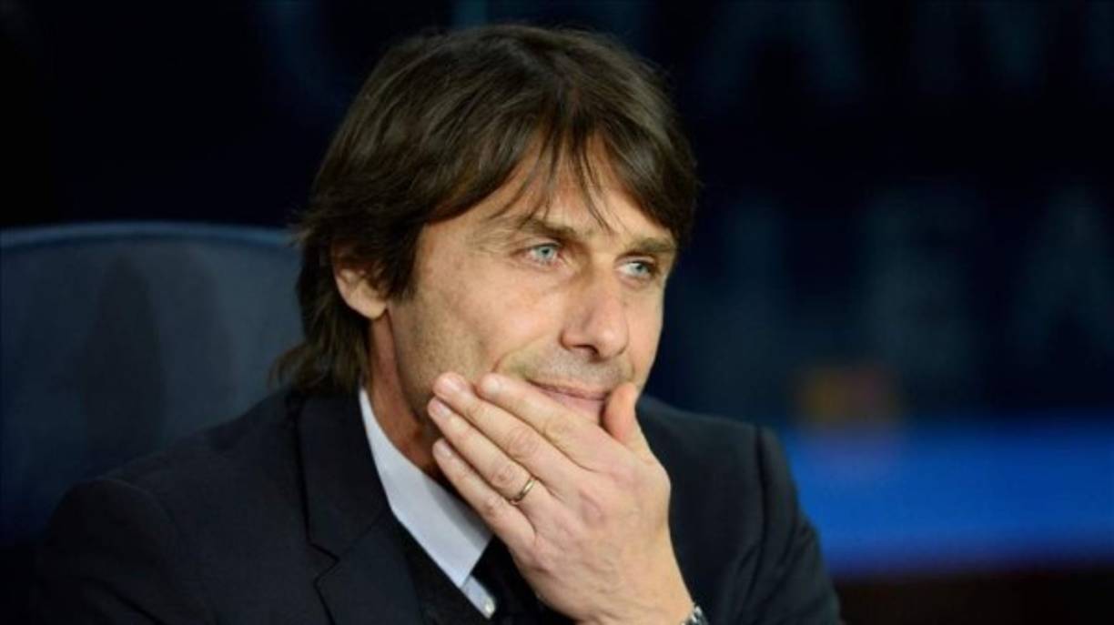 Según el Corriere dello Sport, dentro de diez días se conocerá el futuro de Antonio Conte. El técnico italiano desvelará cuál es su destino. Roma e Inter de Milán son los equipos que más interés han mostrado en el entrenador.