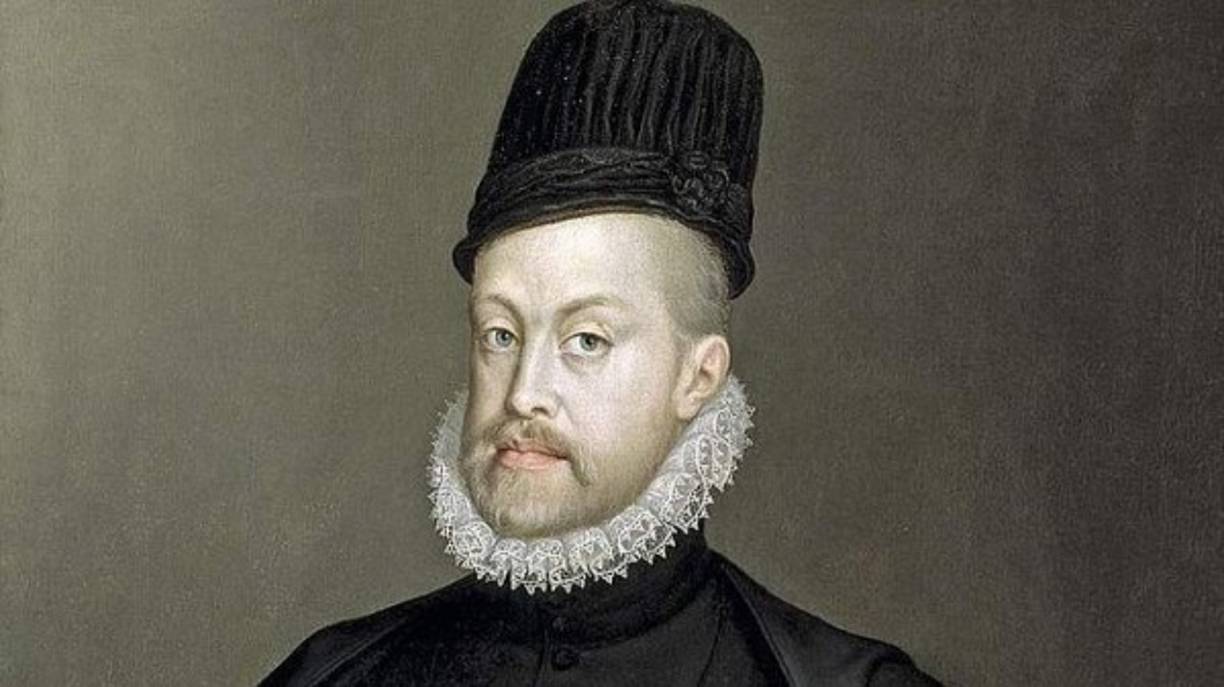 El reinado de Felipe II de España. 'A las Españas llegará un rey muy poderoso, por mar y por tierra subyugando nuestro mediodía; este mal hará rebajando la Media Luna, bajar las alas a los del viernes', escribió Nostradamus, al parecer en referencia a los hechos del siglo XVI, cuando Felipe II, que reinó entre 1555 y 1598, se enfrentó a los sultanes otomanos (la Media Luna) por el control del Mediterráneo y triunfó en la batalla de Lepanto en 1571.
