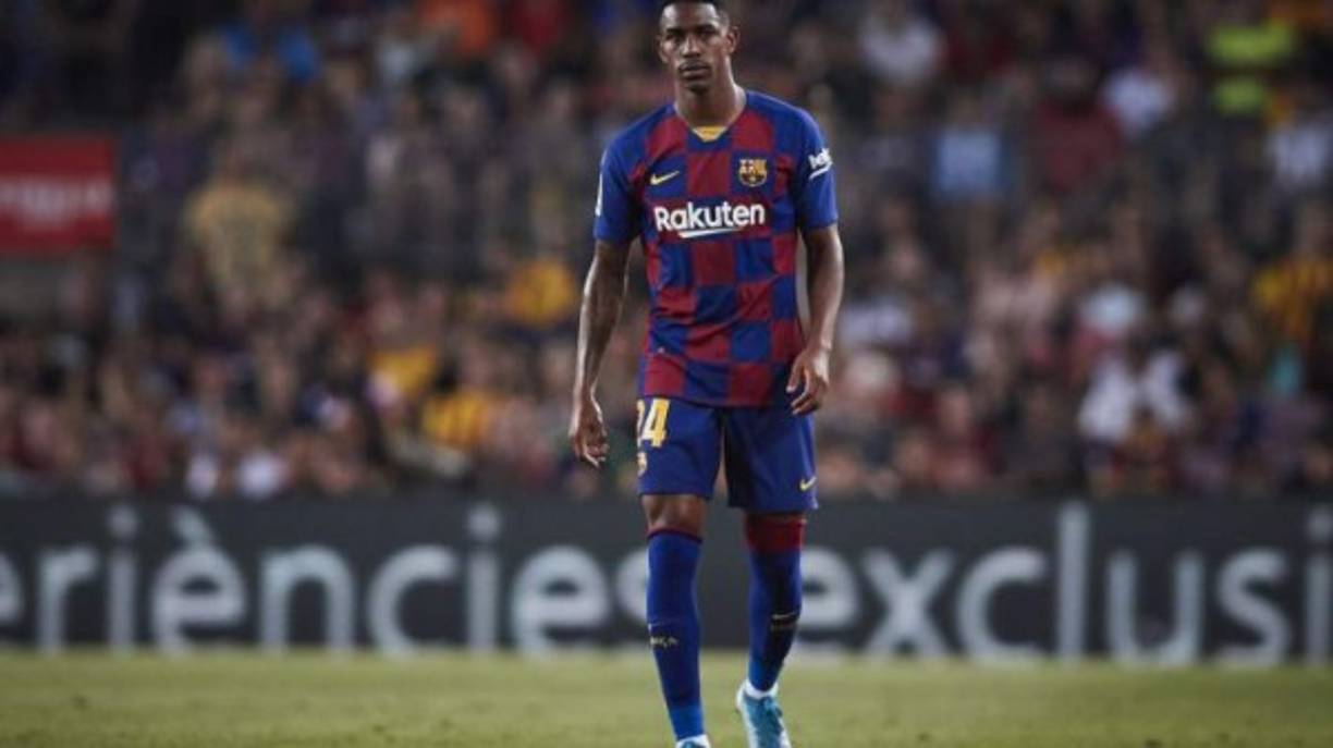 Junior Firpo: Es una de las dudas en el 11 titular del Barcelona. Posiblemente sea el lateral por la banda izquierda luego de la lesión de Jordi Alba, aunque el español entró en la convocatoria.