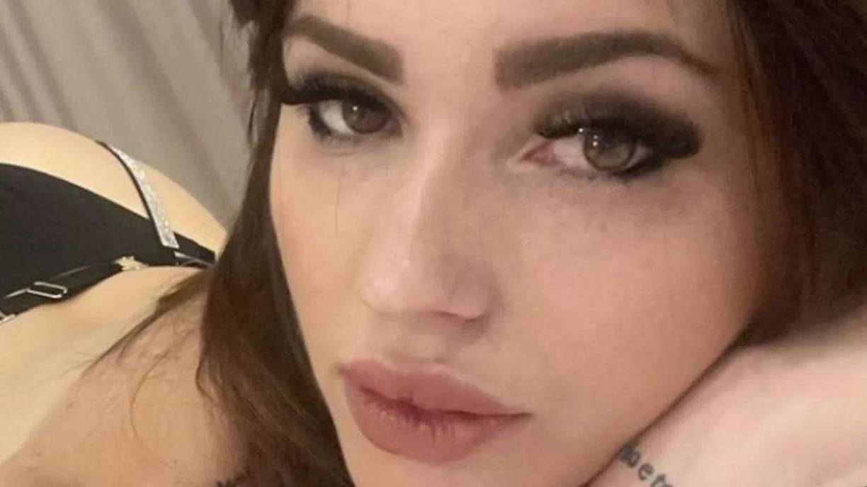 Davide intentó primero prenderle fuego sin éxito. Tras congelar el cuerpo y descuartizarlo con los instrumentos que había comprado por Amazon, limpió la escena del crimen. “Limpié el apartamento y lavé los trapos en la lavadora”. 