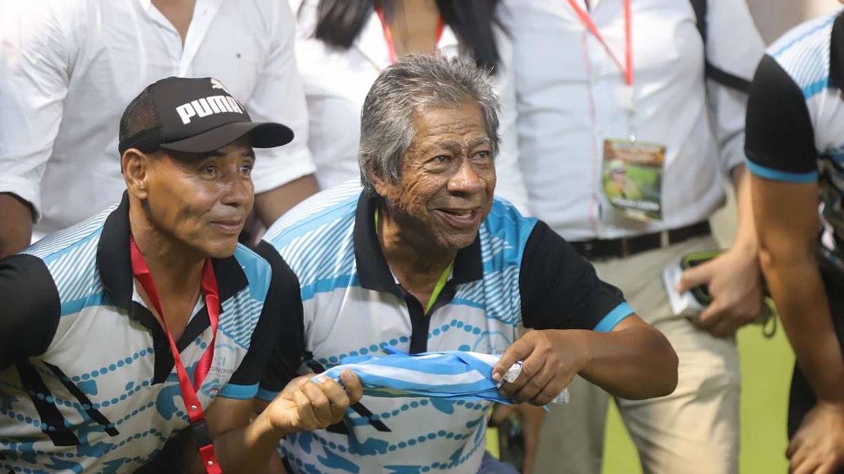 La reinauguración del Morazán: personalidades, bella pintura y así luce la nueva cancha