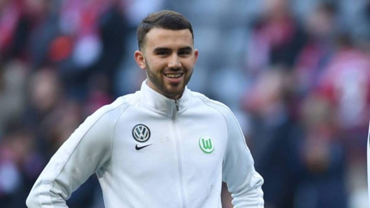 El Wolfsburgo 'devuelve' a Borja Mayoral al Madrid.Los alemanes no llevarán a cabo la opción de renovar la cesión del delantero por una temporada más y tendrá que volver al club blanco. Mayoral apenas ha marcado tres goles en toda la temporada.