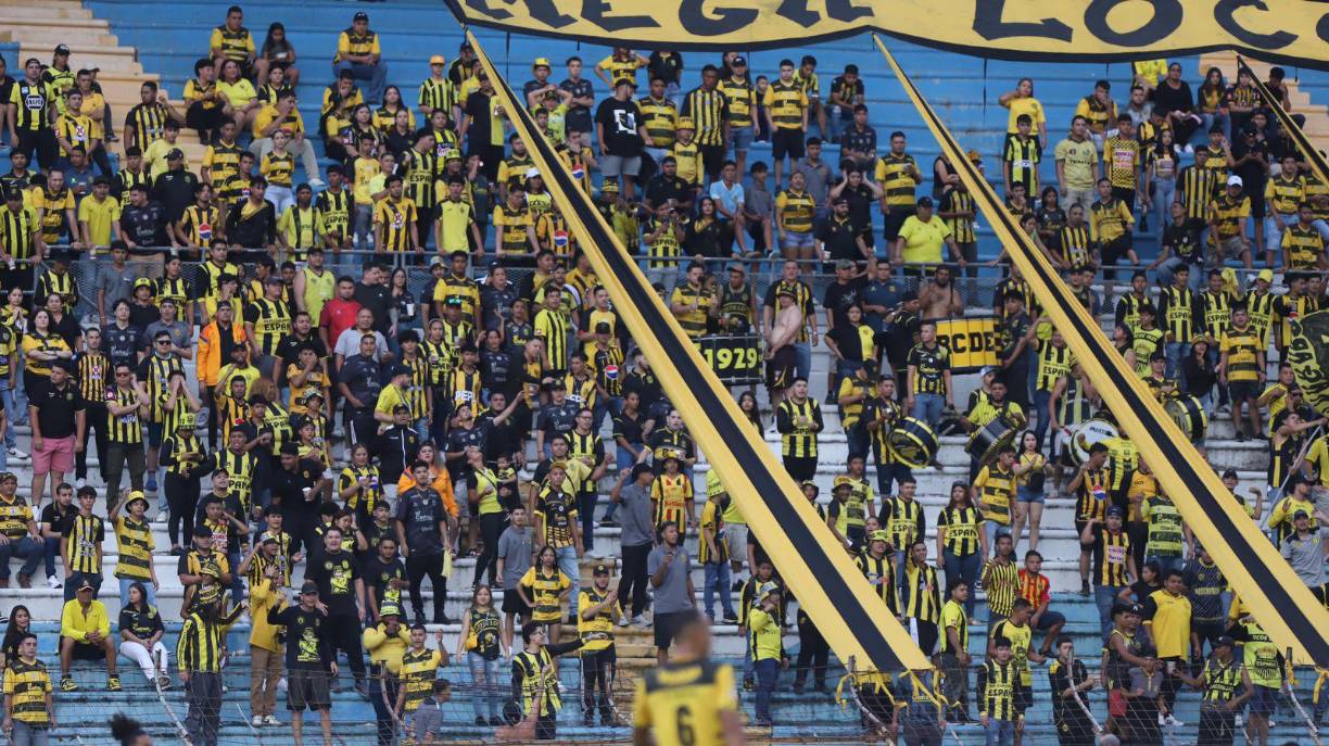 Y Real España no quedó mal ante su gente, ya que logró sacar los tres puntos en el Olímpico. 