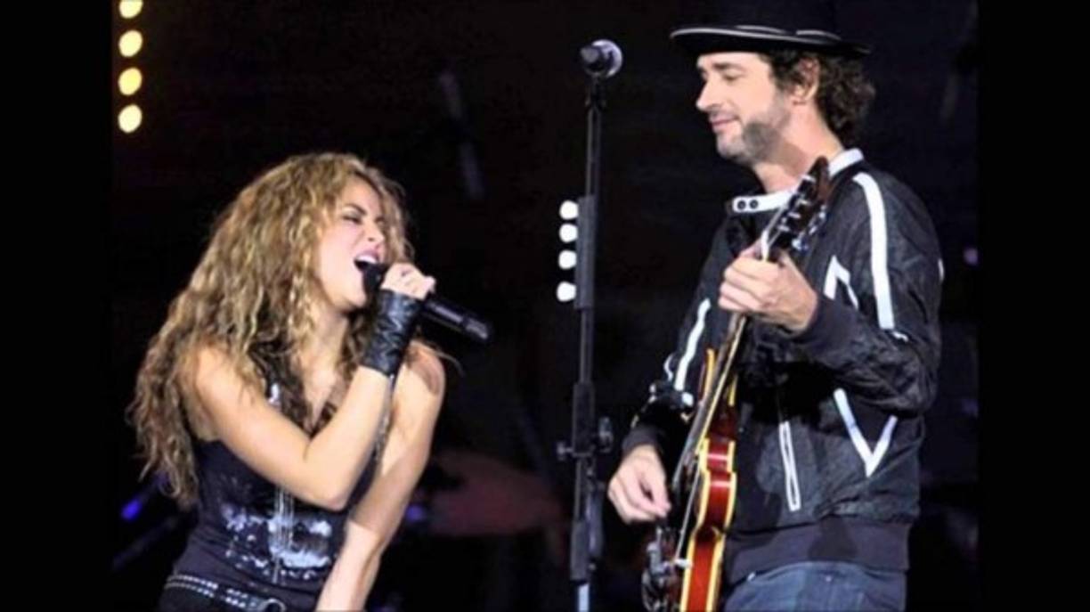 En octubre de 2008 Gustavo Cerati viajó a Bahamas para trabajar en algunas canciones del próximo disco de Shakira, participando como autor y productor.