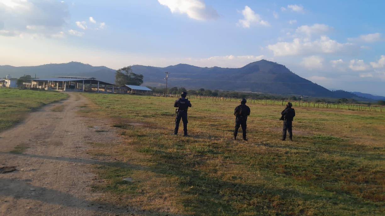 Entre 2014 y 2023, Honduras ha extraditado a EE.UU. al menos a 40 nacionales, en su mayoría acusados por narcotráfico, entre ellos el expresidente Juan Orlando Hernández (2014-2022) y el exdirector de la Policía Nacional Juan Carlos Bonilla. EFE