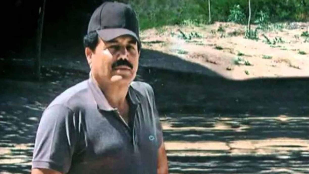 Ismael ‘El Mayo’ Zambada, uno de los narcotraficantes mexicanos más relevantes en la actualidad, es de los más buscados por las autoridades. El Gobierno de Joe Biden ofrece por el capo del cartel de Sinaloa 15 millones de dólares por información que pueda llevar a su detención.