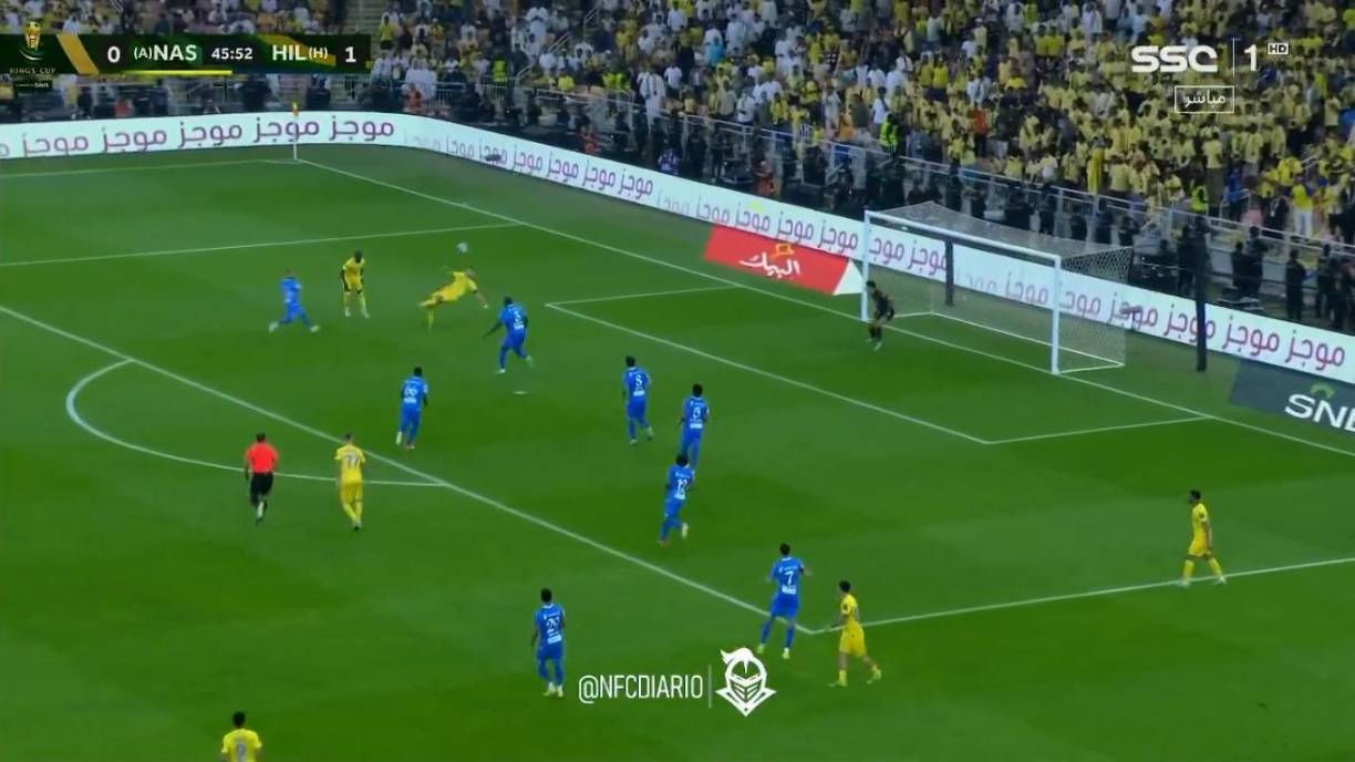 Cristiano Ronaldo estuvo cerca del empate con una espectacular chilena y el balón impactó en el poste, ahogando el grito de gol del Al Nassr y del portugués.