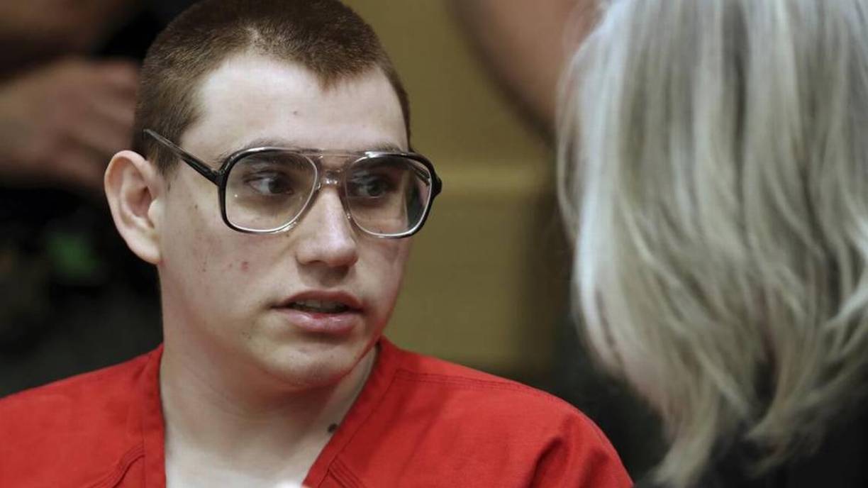 En un giro en el caso del tirador masivo de Florida, Nikolas Cruz, quien asesinó a 17 estudiantes y personal de la escuela secundaria Marjory Stoneman Douglas en Parkland el 14 de febrero de 2018, ha acordado donar su cerebro a la ciencia. 