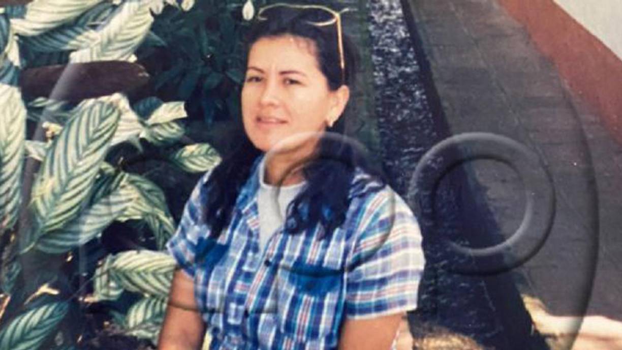 Aunque le costó tomar la decisión, después de meditarlo y ver el deterioro de su madre, afirma que cayó en cuenta que le demostraba más el amor a Martha apoyándola en su decisión aunque le doliera en lo más profundo.