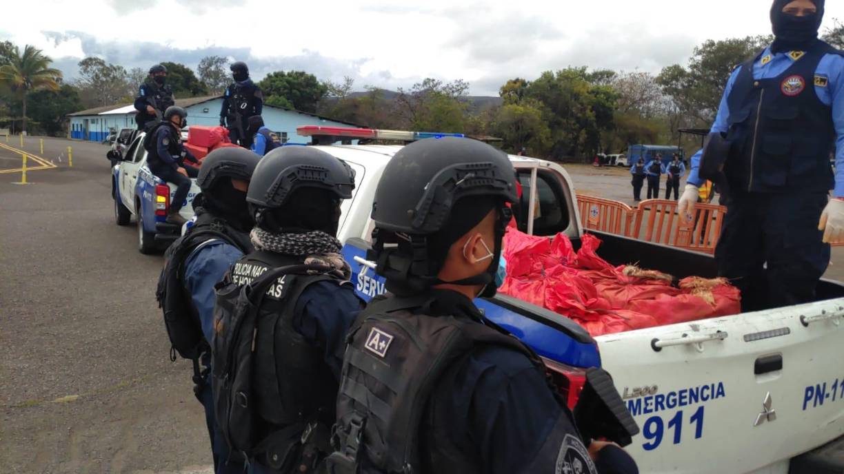 Honduras ejecuta de manera unilateral el escudo aéreo, mientras que en el marítimo tiene apoyo de Estados Unidos a través de un guardacostas en aguas internacionales colindantes con las del país centroamericano en el Caribe.