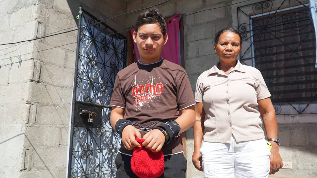 ”El 27 de diciembre lo llevé al Mario Mendoza con la idea de que lo dejaran, pero no, me tocó volverlo a traer”, detalló.