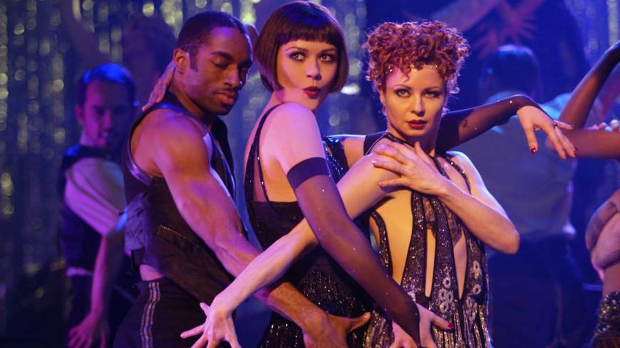 - Chicago:El filme se llevó seis estatuillas, incluida la de mejor película, y esto resultó desagradable para muchos críticos que defendieron la´postura que, como mínimo, eran superiores Gangs Of New York (aún siendo de lo más flojo de Scorsese) o hasta Las horas de Stephen Daldry. 