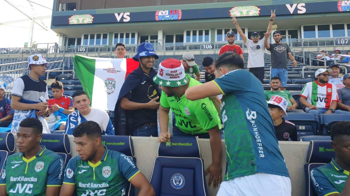 El Monstruo Verde sacó la casta por Honduras en tierras estadounidense, ya que derrotó a los chapines por 3-1. El “Chelito” firmó autógrafos a algunos de los aficionados presentes.