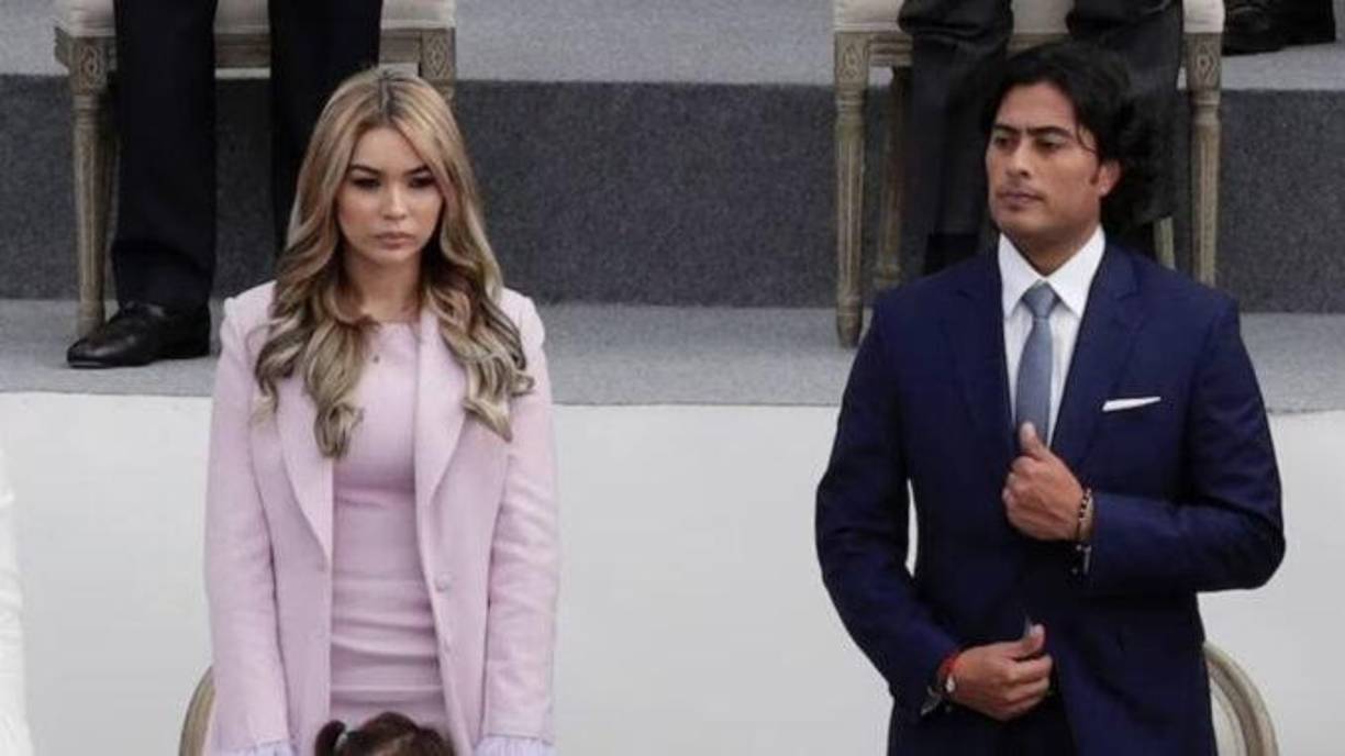 En esa ocasión ambos formaron parte de la comitiva familiar que acompañó al ahora jefe de Estado en la Plaza Bolívar de Bogotá. La semana pasada aparecieron sentados uno al lado del otro por segunda vez pero en un estrado judicial.