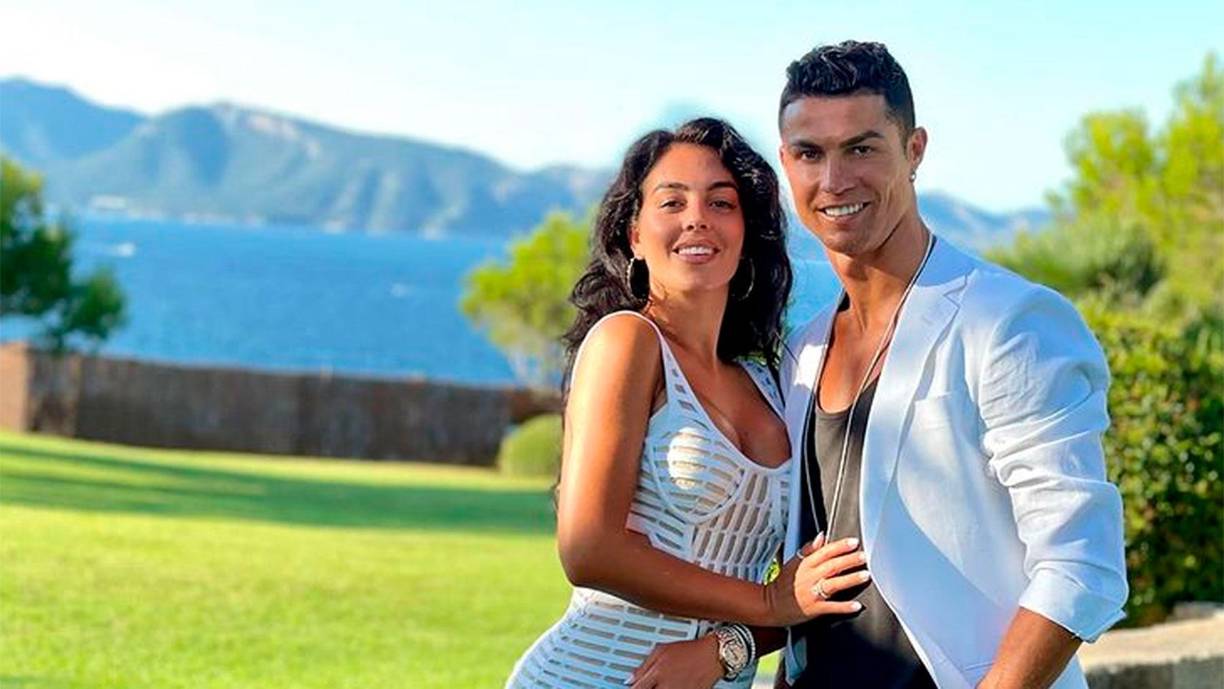“Georgina solo nos ha llamado una o dos veces desde que salió a la luz que estaba saliendo con Cristiano Ronaldo”, puntualizó el tío de la pareja sentimental de CR7.