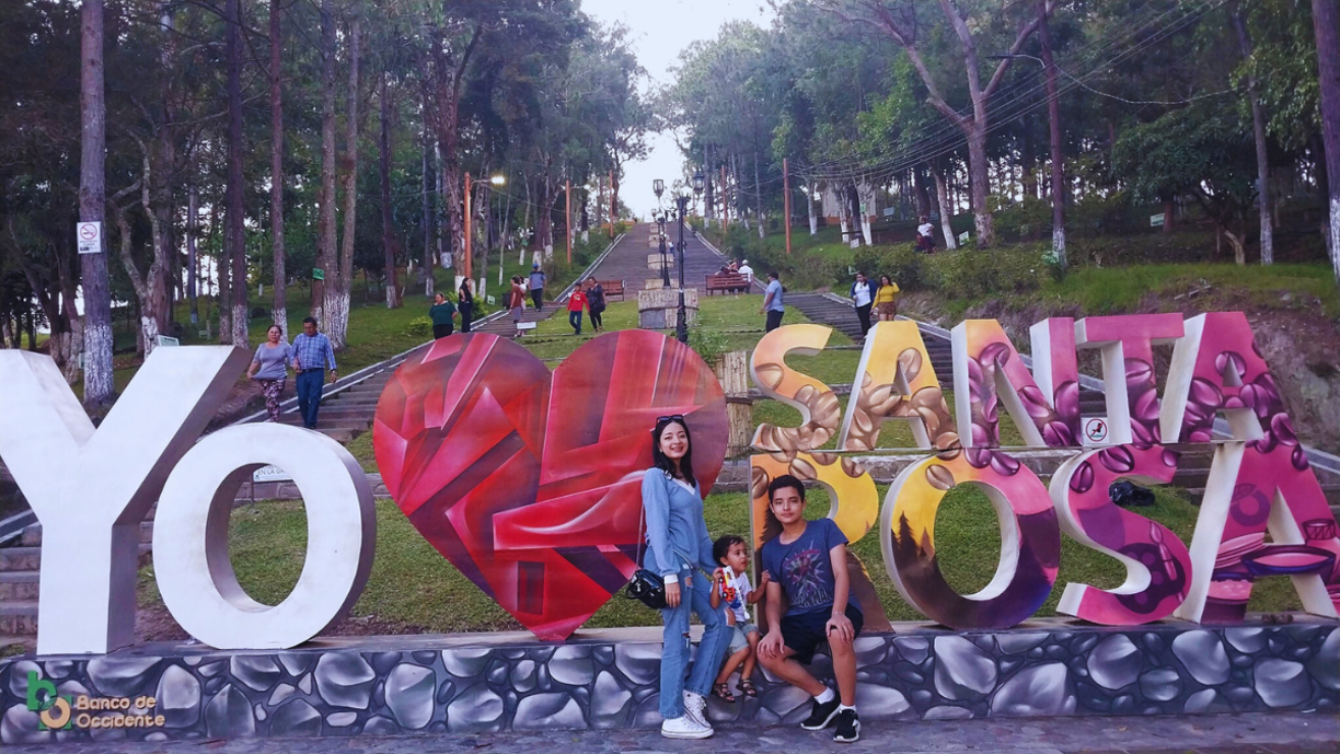 La ciudad de Santa Rosa de Copán está lista para recibir a los turistas que quieran disfrutar de sus bellos parajes, miradores y su deliciosa gastronomía. Aquí tienen previstas actividades al aire libre en haciendas y sitios turísticos.