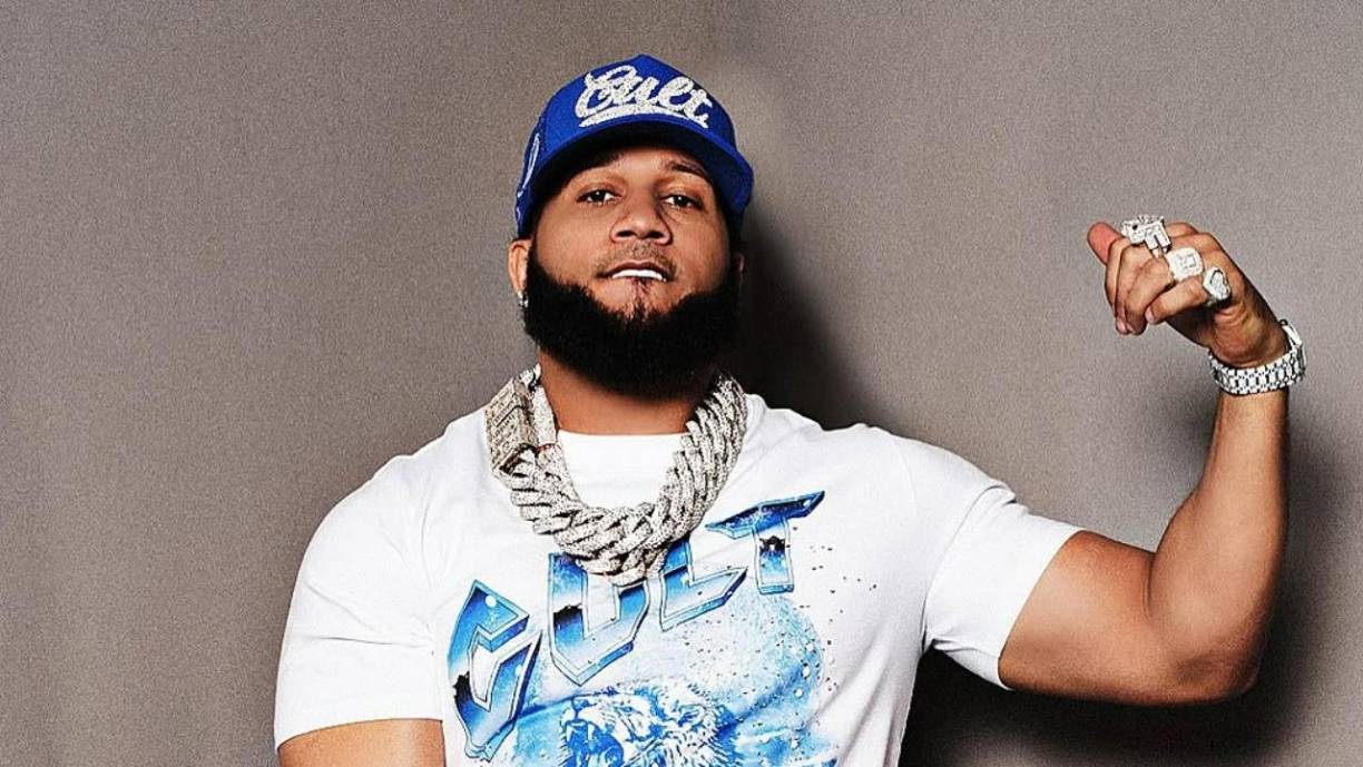 ”El 18 de diciembre de este año más nunca volveré a cantar. Descansa en paz, abuelita Ramonita. Te amo”, concluyó su mensaje, el cual causó revuelo en su Instagram por la doble noticia de impacto. 