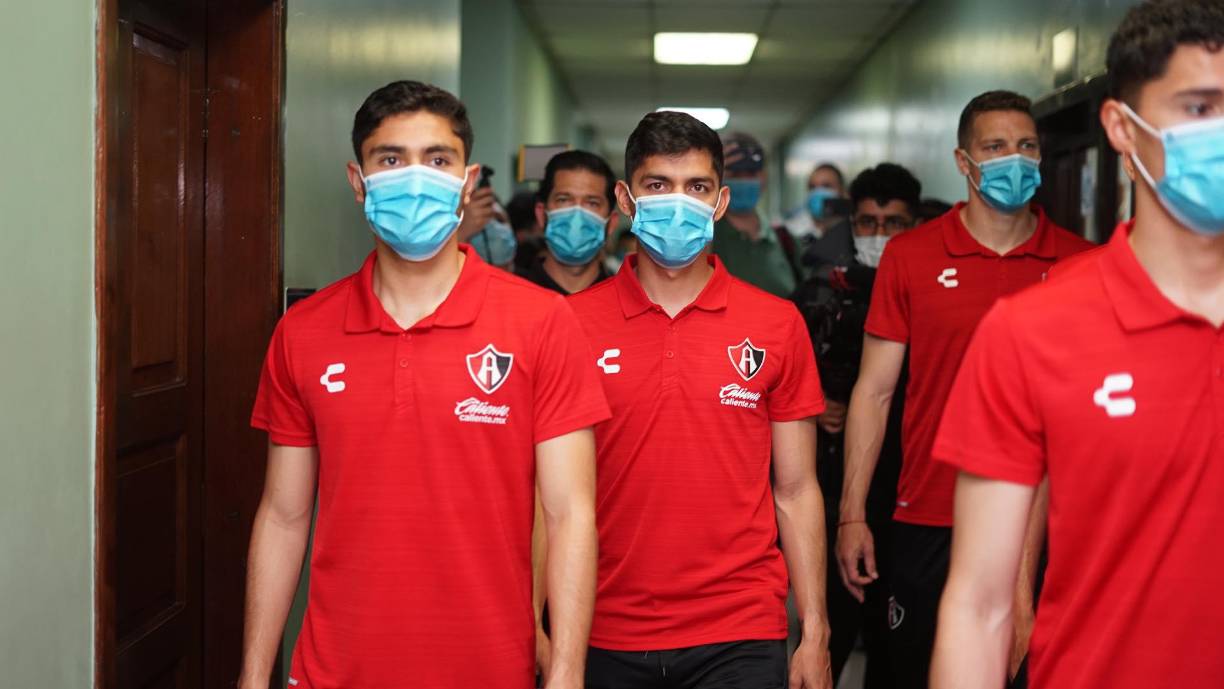 La delegación del Atlas de México visitó este martes la Fundación Teletón de San Pedro Sula en un gran gesto.