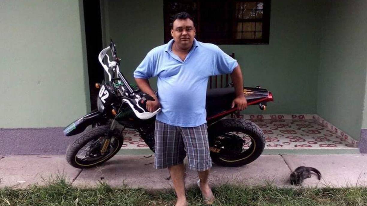 Informes preliminares indican que la rastra sufrió desperfectos mecánicos, razón por la cual terminó saliéndose de la carretera e impactando en la vivienda.