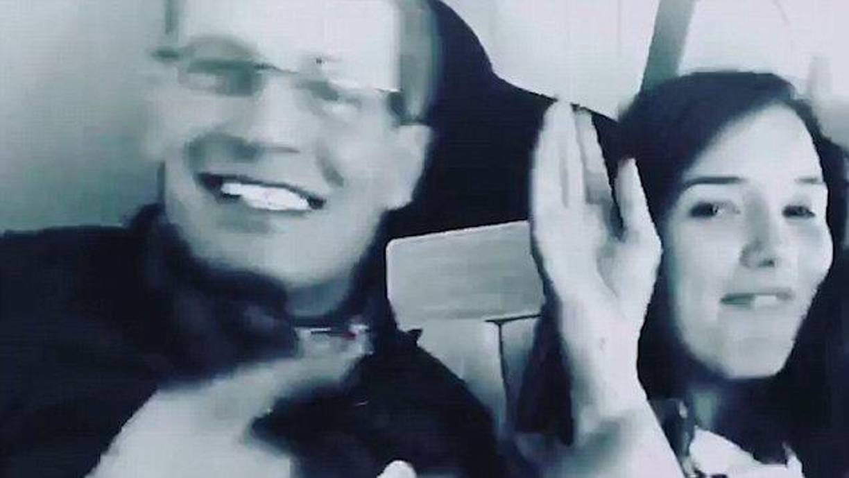 Después salió con el heredero multimillonario Matthew Mellon durante varios meses hasta su muerte en 2018 a la edad de 54 años.