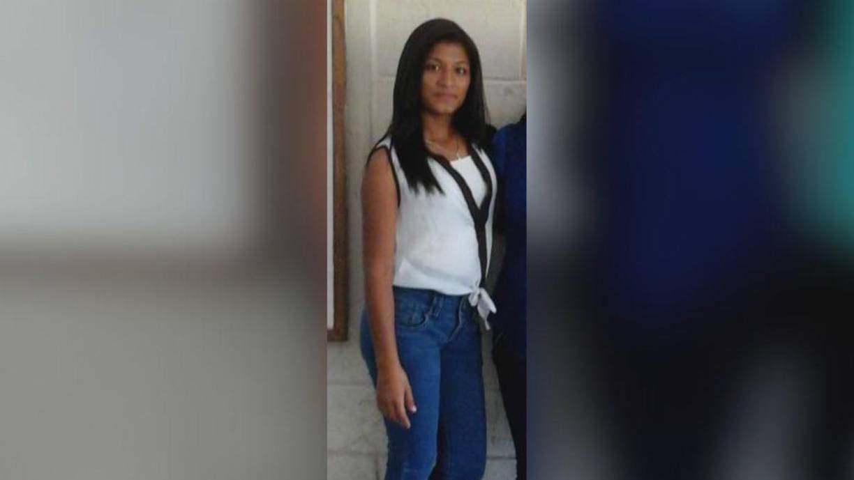 Como muchos otros, decidió emigrar en busca de seguridad y oportunidades, obteniendo asilo político en México junto a otros compatriotas.