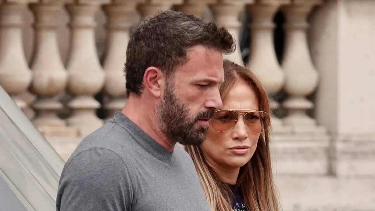 “Bennifer”, como se le conoce a esta pareja, tuvieron un romance que los llevó a comprometerse en noviembre del 2002, pero cancelaron los planes y se separaron en 2003. En 2021 se dieron una segunda oportunidad y se casaron.