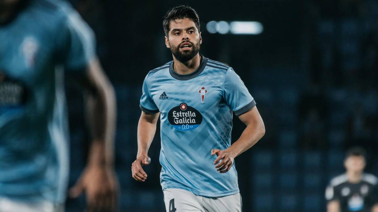 El Celta de Vigo hizo oficial el traspaso del defensor mexicano Néstor Araújo al América de México.