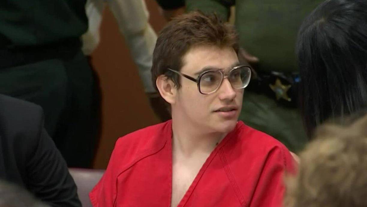 Durante una reunión de Zoom en la que participaron el padre de Borges, Rory Borges, Cruz y Arreza, se cerró el acuerdo. Anthony Borges, que padece trastorno de estrés postraumático, no se sintió cómodo participando en la discusión. “Se ve lo psicópata que es”, indicó Arreza. “Miró a Rory cuando terminamos y le preguntó si podía disculparse, y Nicholas se disculpó con él como si hubieran estado juntos en un accidente automovilístico. Fue muy frío y extraño”.