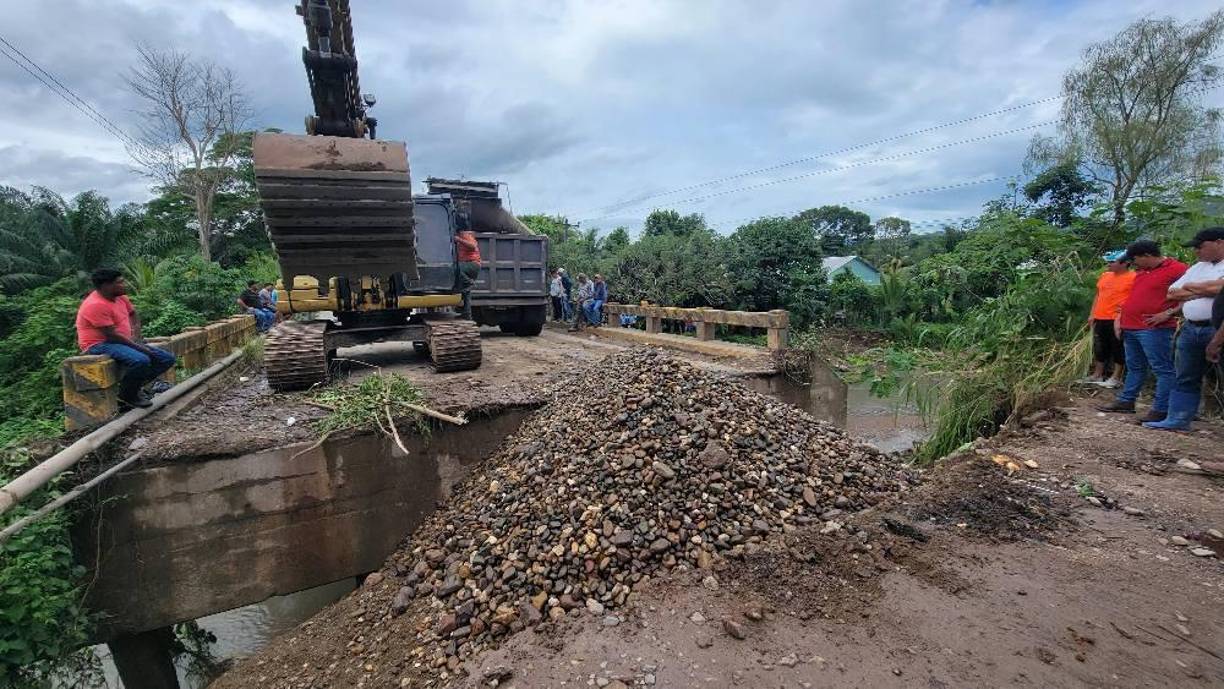 Daños en San Luis Olanchito, Yoro, que dejó la tormenta a su paso por Honduras.