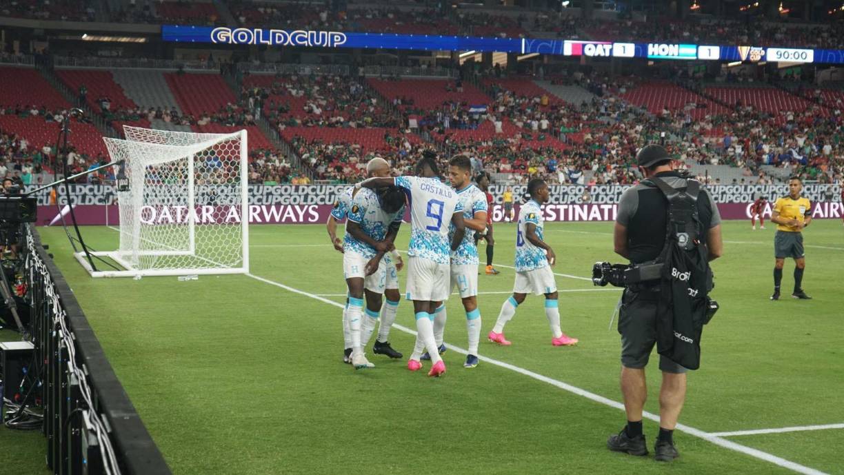 El delantero del Brest de Francia se fracturó el brazo y será baja de Honduras para lo que resta de la Copa Oro.