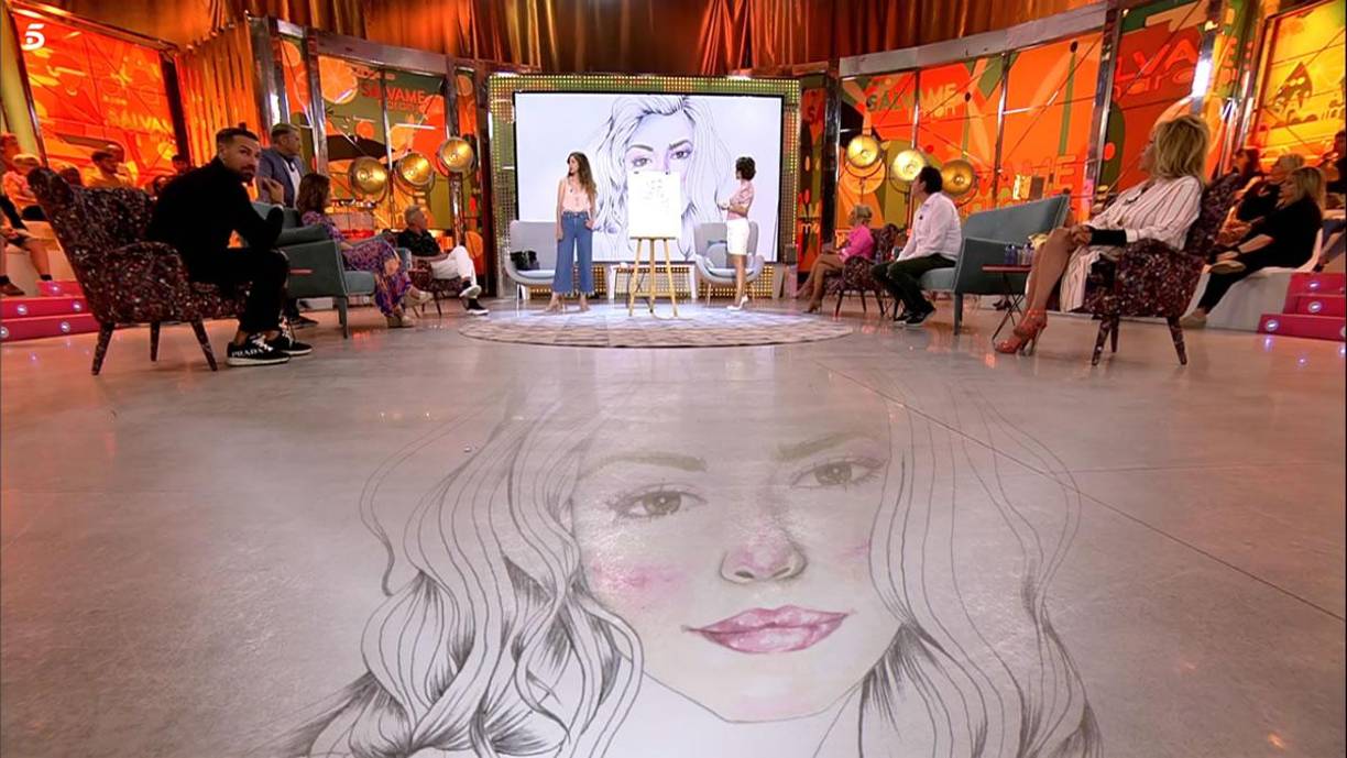 Una experta fue la creadora del retraro. “Se me parece a Shakira”, ha asegurado la presentadora Adela González. “Es un trabajo maravilloso”, le ha dicho el presentador Jorge Javier a la retratista. Laura Fa ha asegurado que el retrato es muy parecido a la realidad: “La chica estará impresionada”.