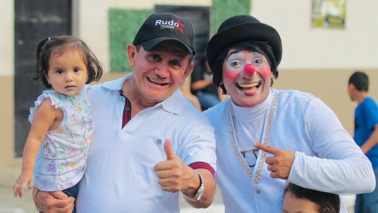 El diputado Samuel Madrid, representante del departamento de Cortés, se encuentra actualmente en su tercer período consecutivo en el Congreso Nacional de Honduras. Fue electo bajo la bandera del partido Libertad y Refundación (Libre). Logró su diputación con 199,032 votos y también va por el Movimiento M28.