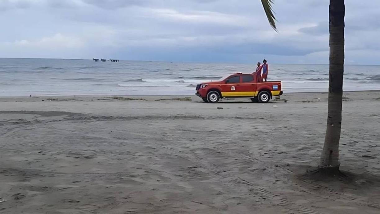 La situación de Roberto no es un caso aislado. La <b>falta de materiales básicos</b>, como algodón y equipo quirúrgico, ha llevado a las autoridades del hospital a recurrir al “préstamo” de insumos desde otros centros de salud para realizar cirugías programadas. 