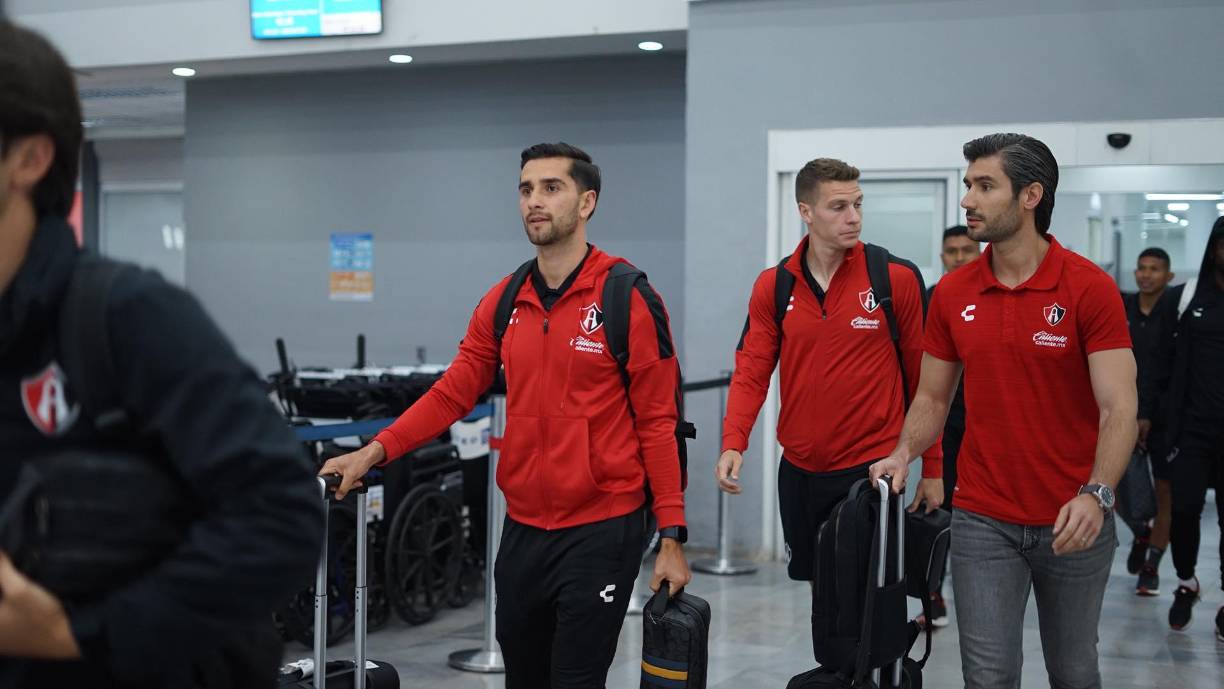 El Atlas de México llegó con todo su arsenal incluyendo a figuras de la talla de Julio César Furch, Julián Quiñones, Camilo Vargas y Brian Lozano. 