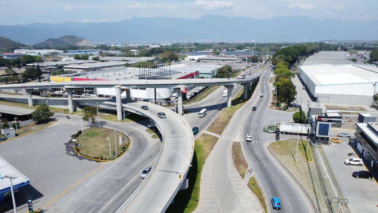 El intercambiador del este es de tres niveles.