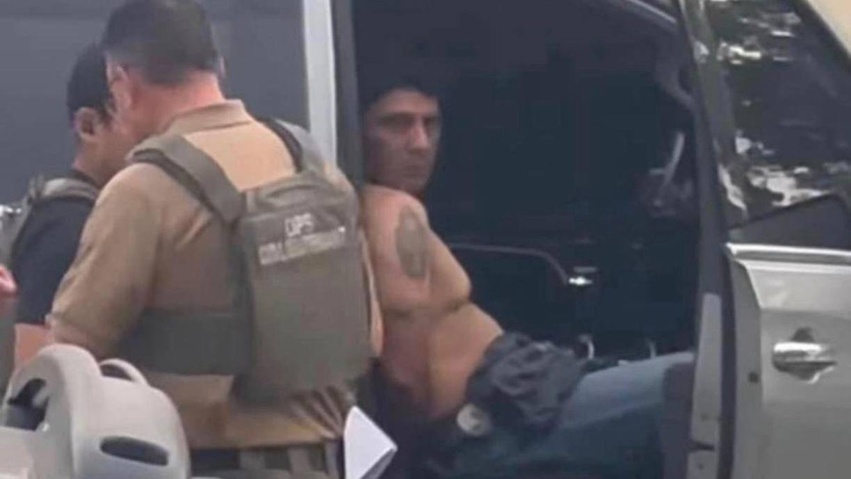 El jueves 18 de mayop fue la primera comparecencia en corte del hombre acusado de masacrar a cinco de sus vecinos en el área de Cleveland (Texas) a finales del mes de abril.