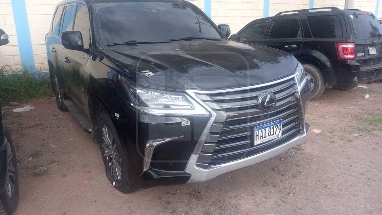 La camioneta en el que se conducía Said Lobo permanece en condición de depósito para investigación en las instalaciones de la Dirección Policial de Investigaciones (DPI) en la colonia Kennedy de Tegucigalpa.